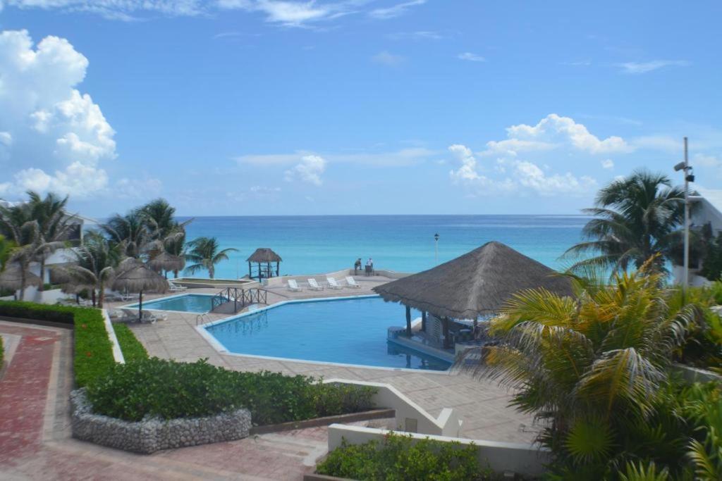 Departamentos Al Lado Del Mar En Zona Hotelera Cancún Kültér fotó